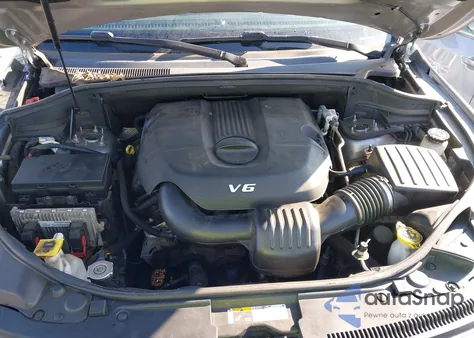 2014 Jeep Grand Cherokee Laredo z USA, uszkodzony, nr VIN 1C4RJFAG8EC526112